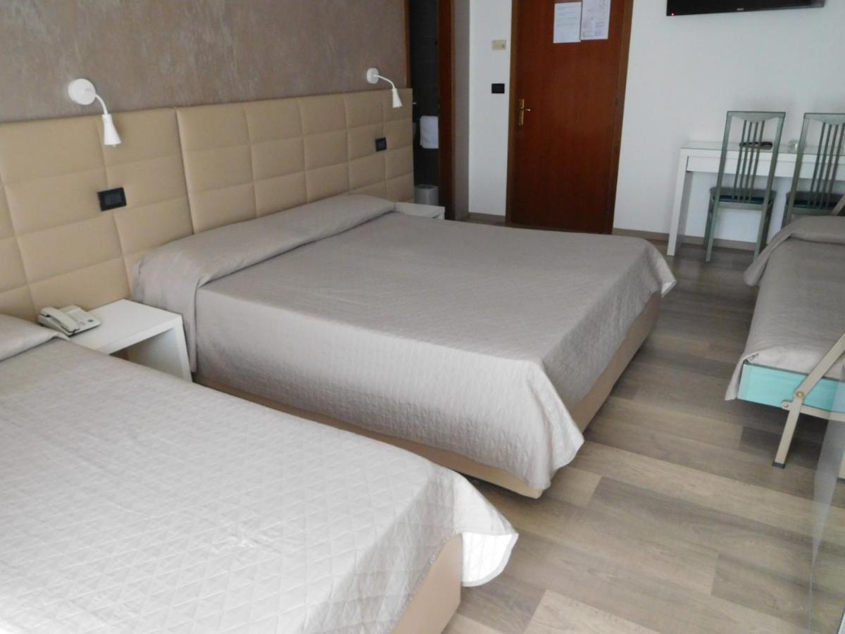 Classic Quadruple Room,1019665456:JPEG