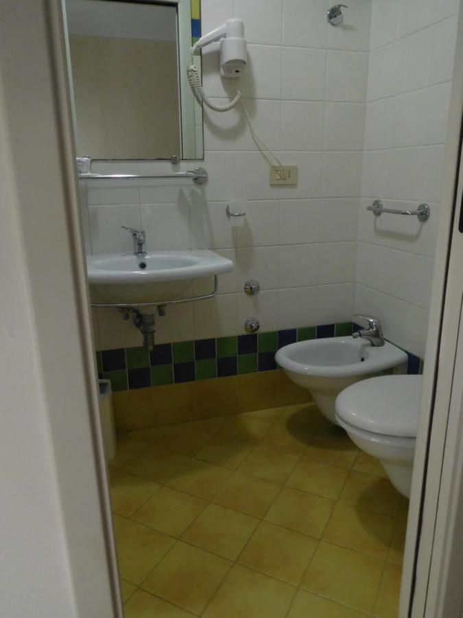 Economy Quadruple Room,1116010263:JPEG